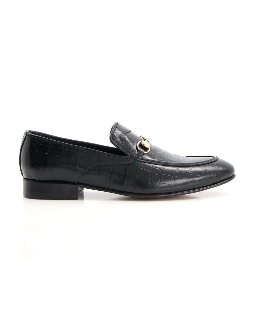 Omegle Buckle Leather Shoes