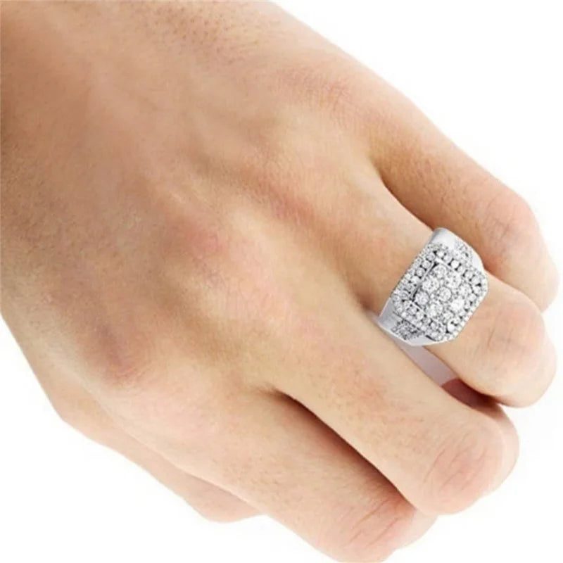 Ofertas Business Style Silver Color Square Full Crystal Men's Rings Fashion Party Wedding Engagement Ring Jewelry
