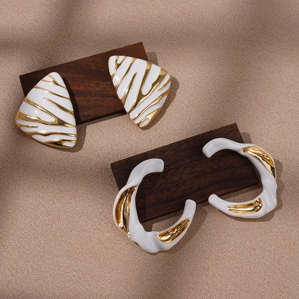 Fashion Geometric texture 18k gold plated individuality Ear studs Waterproof and colorfast Jewelry earrings for women