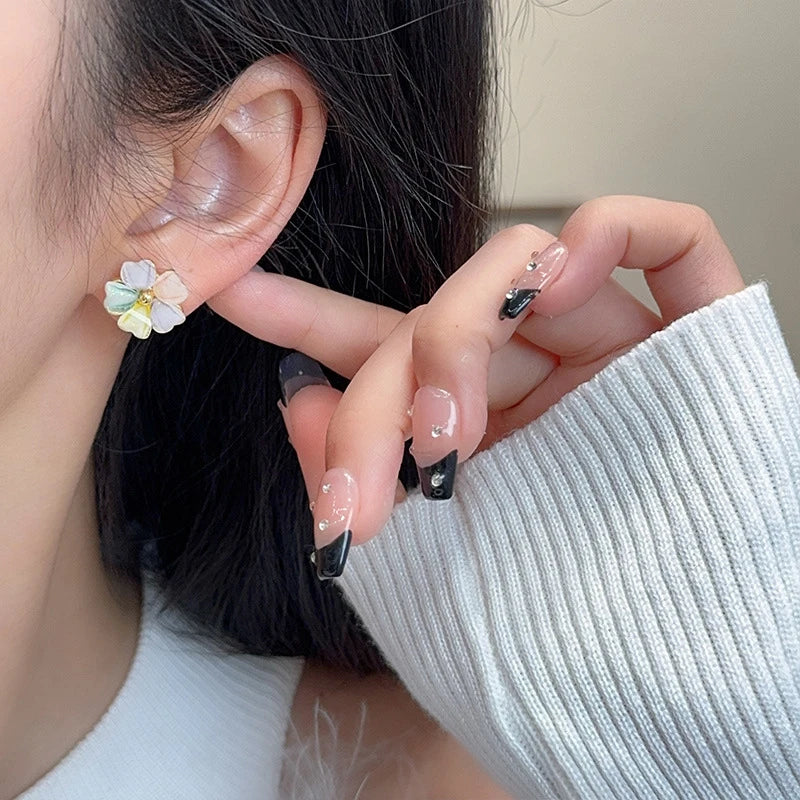 Colorful Daisy Earrings Light Luxury Fashionable Exquisite High Grade Sweet Cute Earrings Simple Girl's Daily Party Jewelry Gift