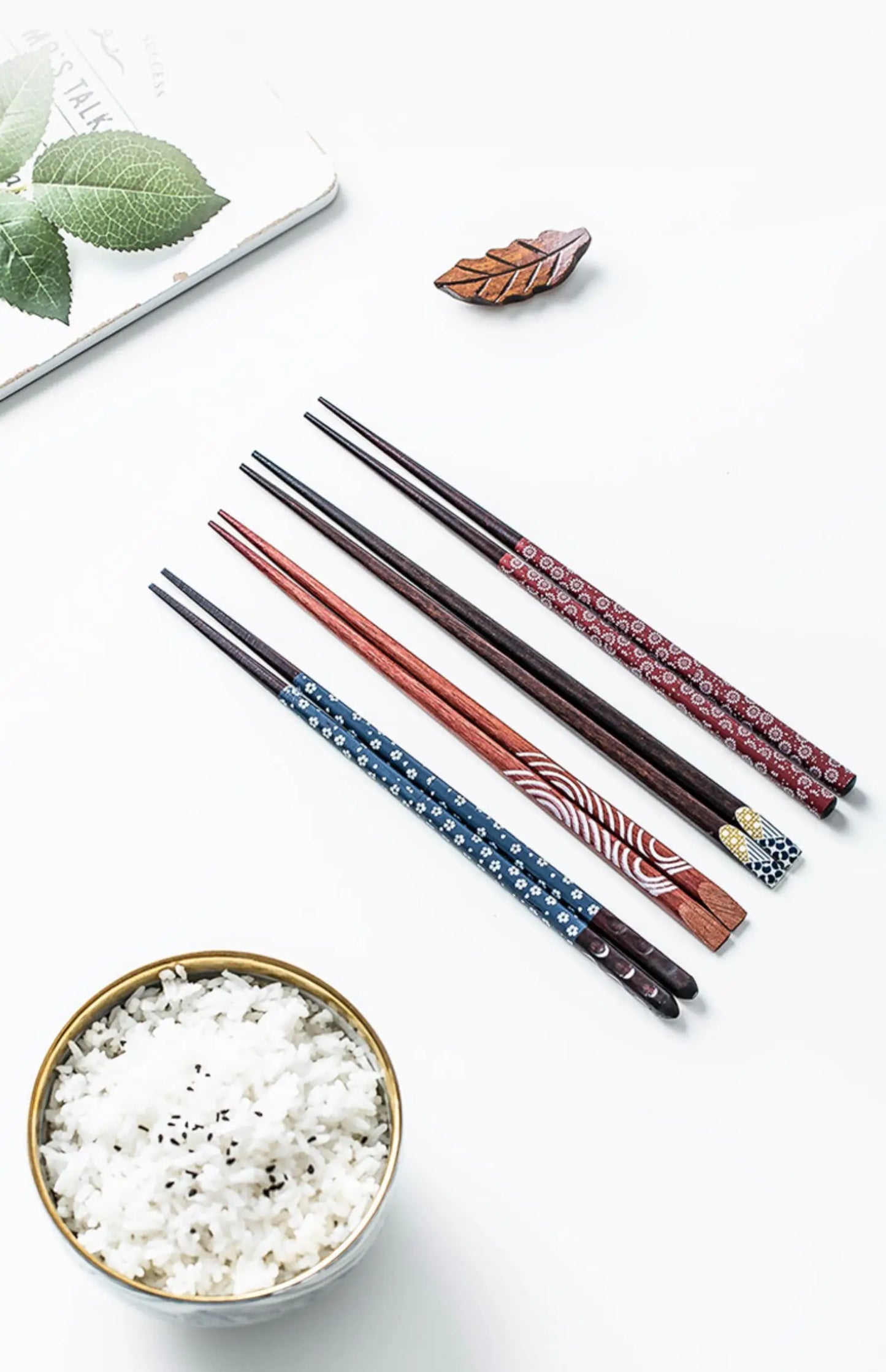 Hefeng Pointed Chopsticks for Home, Japanese Style, Fine Crafted, Solid Wood Cutlery, Creative, Non-slip, Heat Insulation