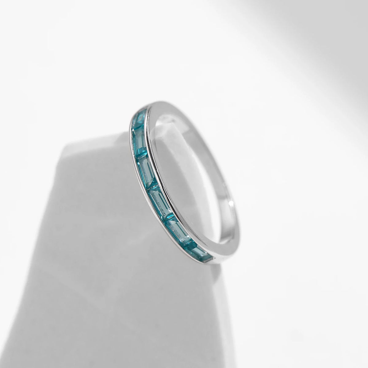 MODIAN 925 Sterling Silver Green Emerald Cute Zirconia Eternity Finger Ring For Women Statement Fine Jewelry