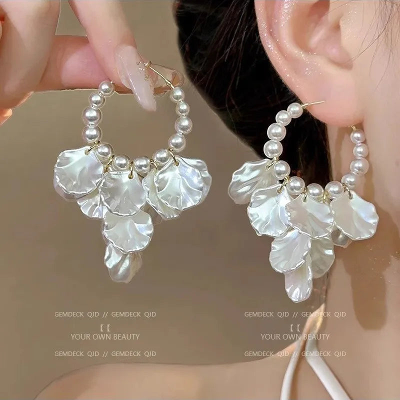 Korean Fashion Imitation Shell Pearl Dangle Earrings for Women Crystal Zirconia Flower Wedding Bridal Earring Party Accessories